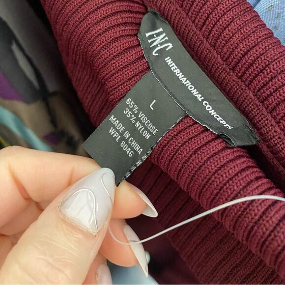 NEW INC International Concepts off shoulder sweater dress - Picture 3 of 7